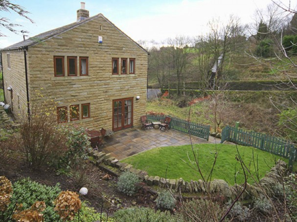 Individually designed detached home in Netherthong, Holmfirth