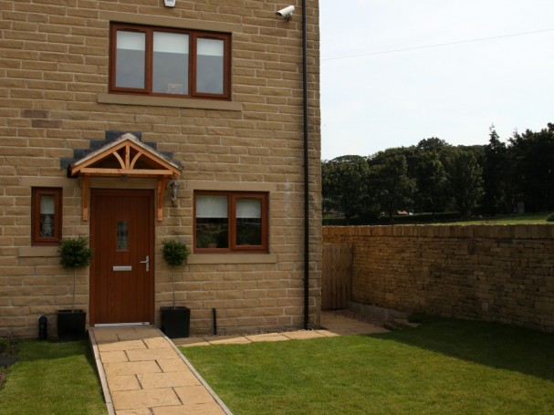 Three storey, 3 bedroom town house in Meltham by Eastwood Homes.