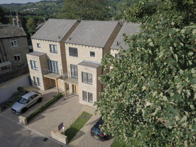 The Bridges, Holmfirth - Eastwood Homes