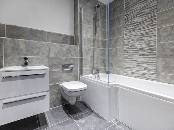 Example Eastwood Homes bathroom