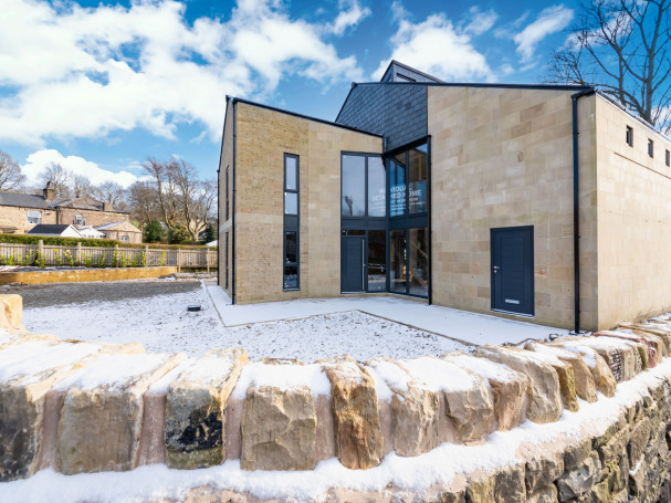 Gynn Lane, luxurious development in Honley