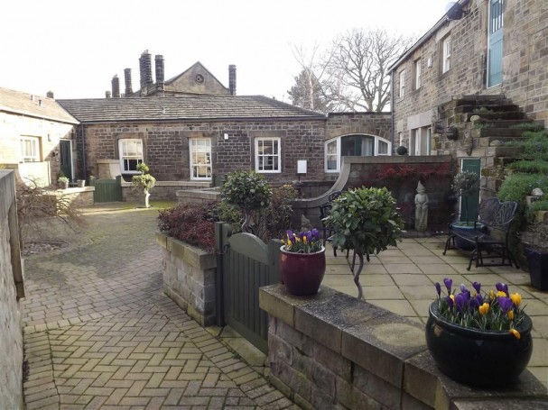 Innfold Cottage for sale in West Bretton. Innfold Cottage for sale in West Bretton.